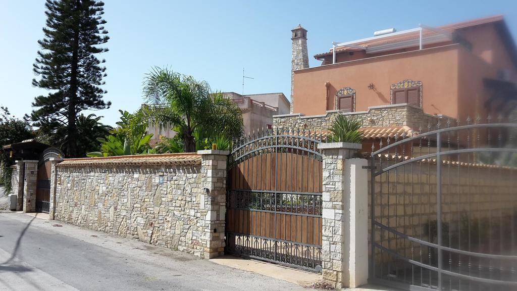 Villa Salvatore Сан-Леоне Экстерьер фото